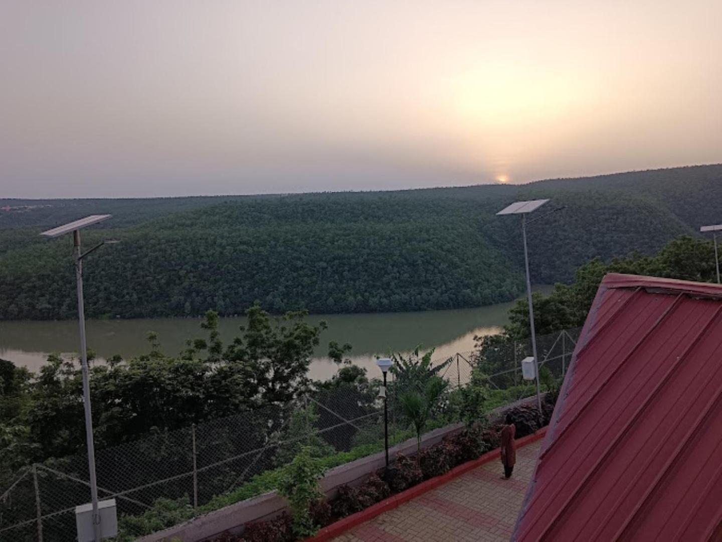 Srisailam Hotel Haritha , Eegalapenta מראה חיצוני תמונה